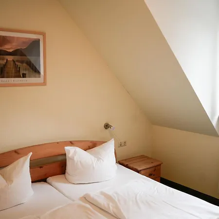 Gabriele Und Bernstein Apartment